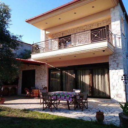 Holiday Villa Vee Nea Skioni Exterior photo