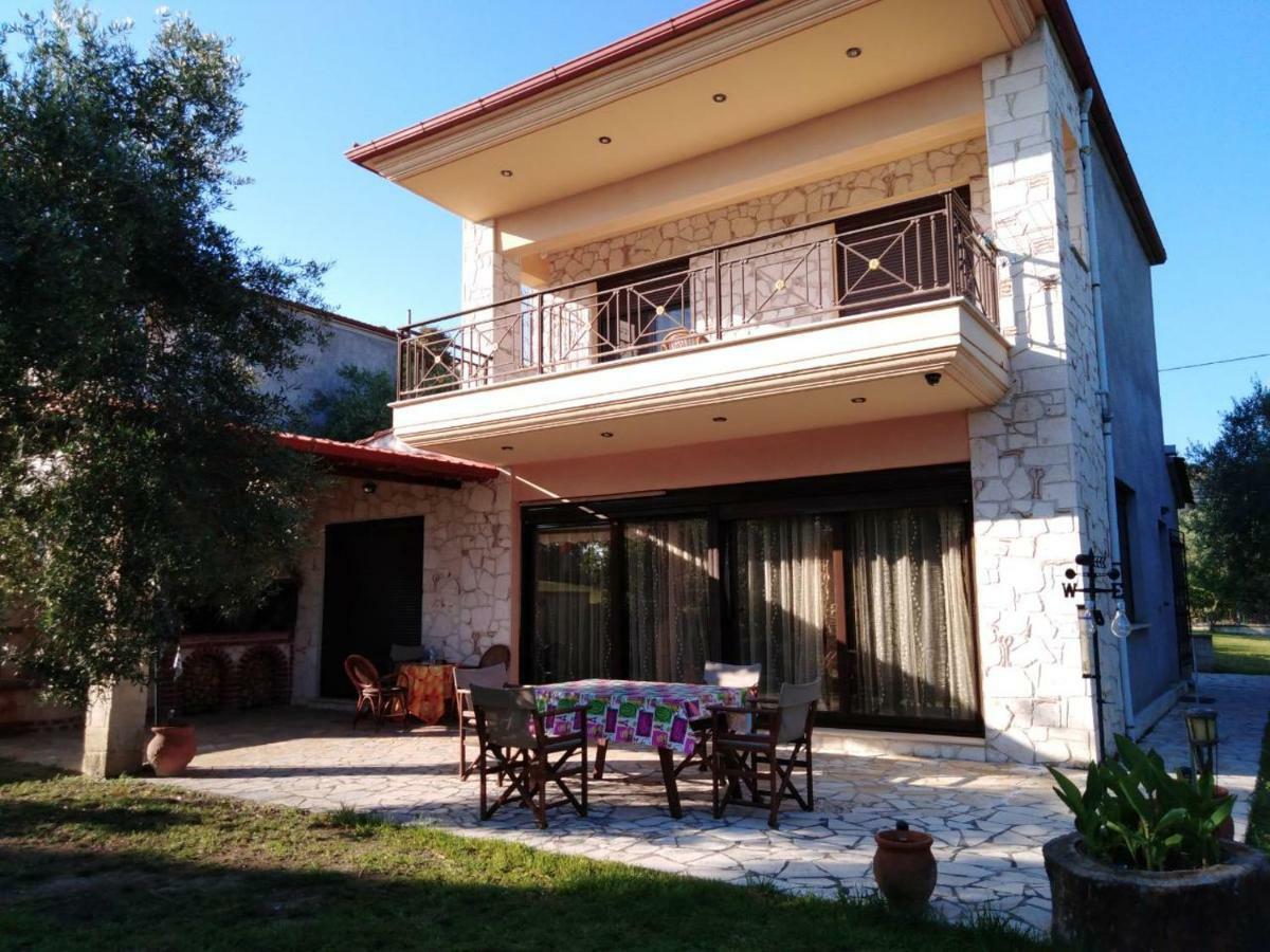 Holiday Villa Vee Nea Skioni Exterior photo